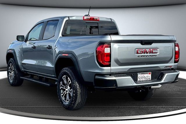 Used 2025 GMC Canyon AT4 image 4