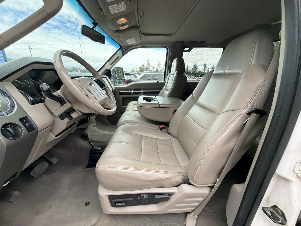 Used 2010 Ford F350 4x4 Crew Cab Super Duty image 13