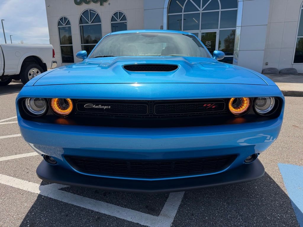 Used 2023 Dodge Challenger R/T Scat Pack RWD image 9