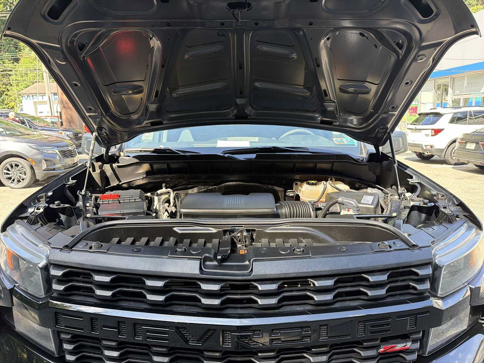 Used 2020 Chevrolet Silverado 1500 Custom Trail Boss w/ Custom Convenience Package AWD/4WD image 26