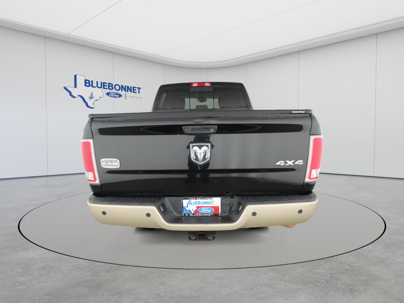 Used 2015 RAM 3500 Laramie Longhorn AWD/4WD image 4