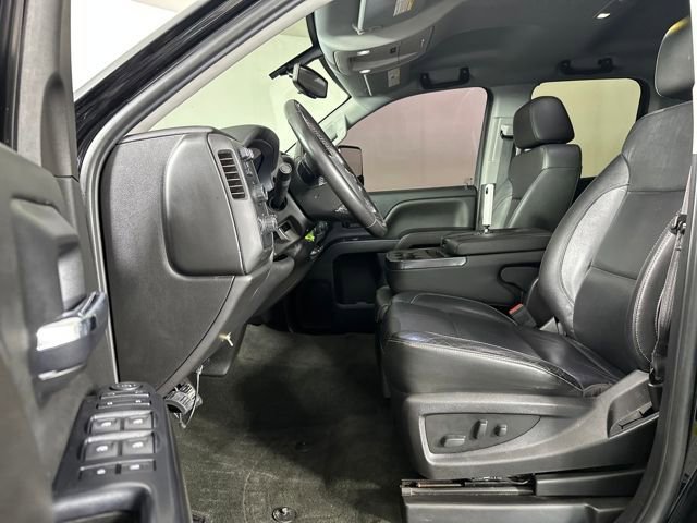 Used 2018 Chevrolet Silverado 1500 LT w/ All Star Edition AWD/4WD image 12
