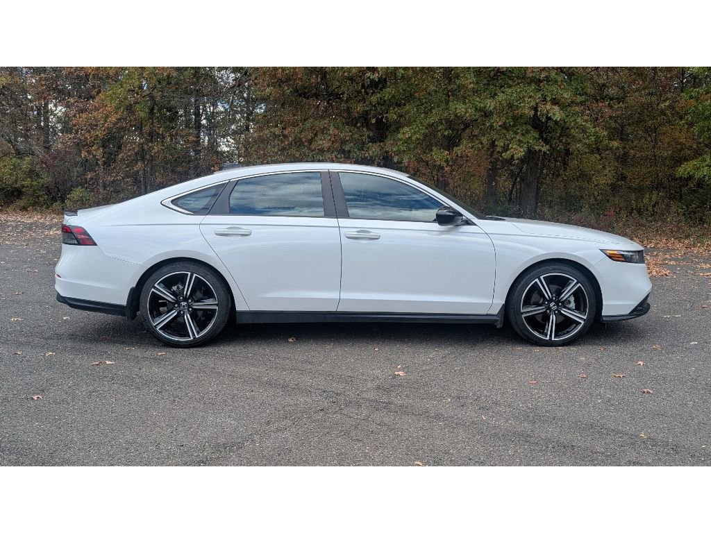 Used 2023 Honda Accord Sport image 8