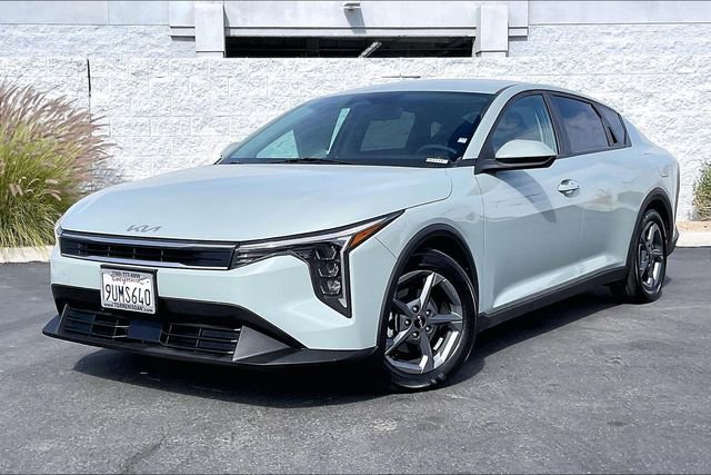 Used 2025 Kia K4 LXS