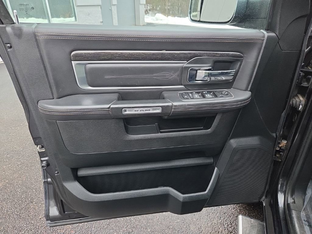 Used 2017 RAM 1500 Limited image 11