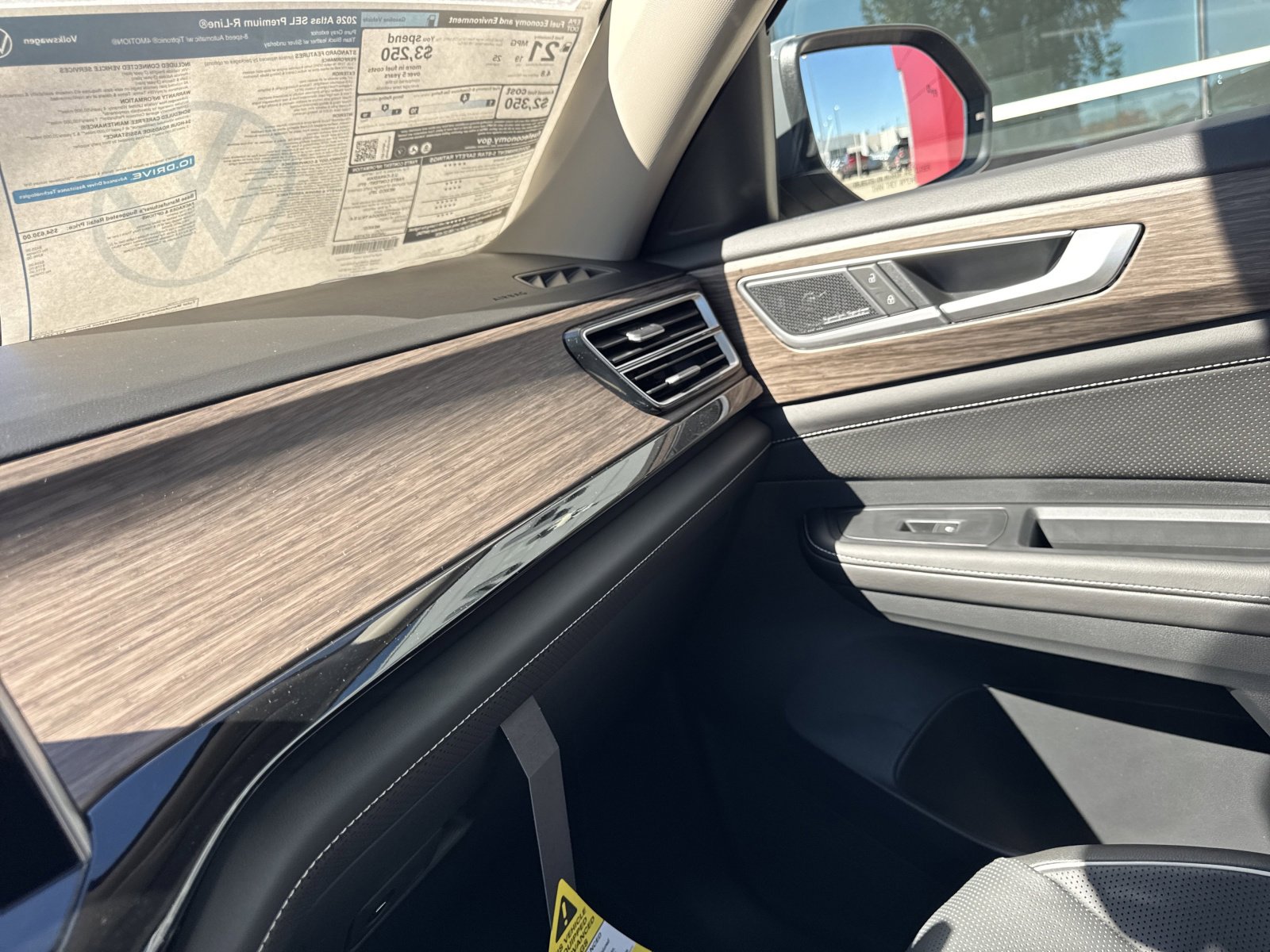 New 2026 Volkswagen Atlas SEL Premium R-Line image 25