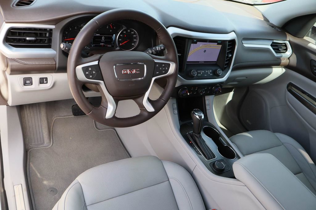 Used 2018 GMC Acadia SLT image 11