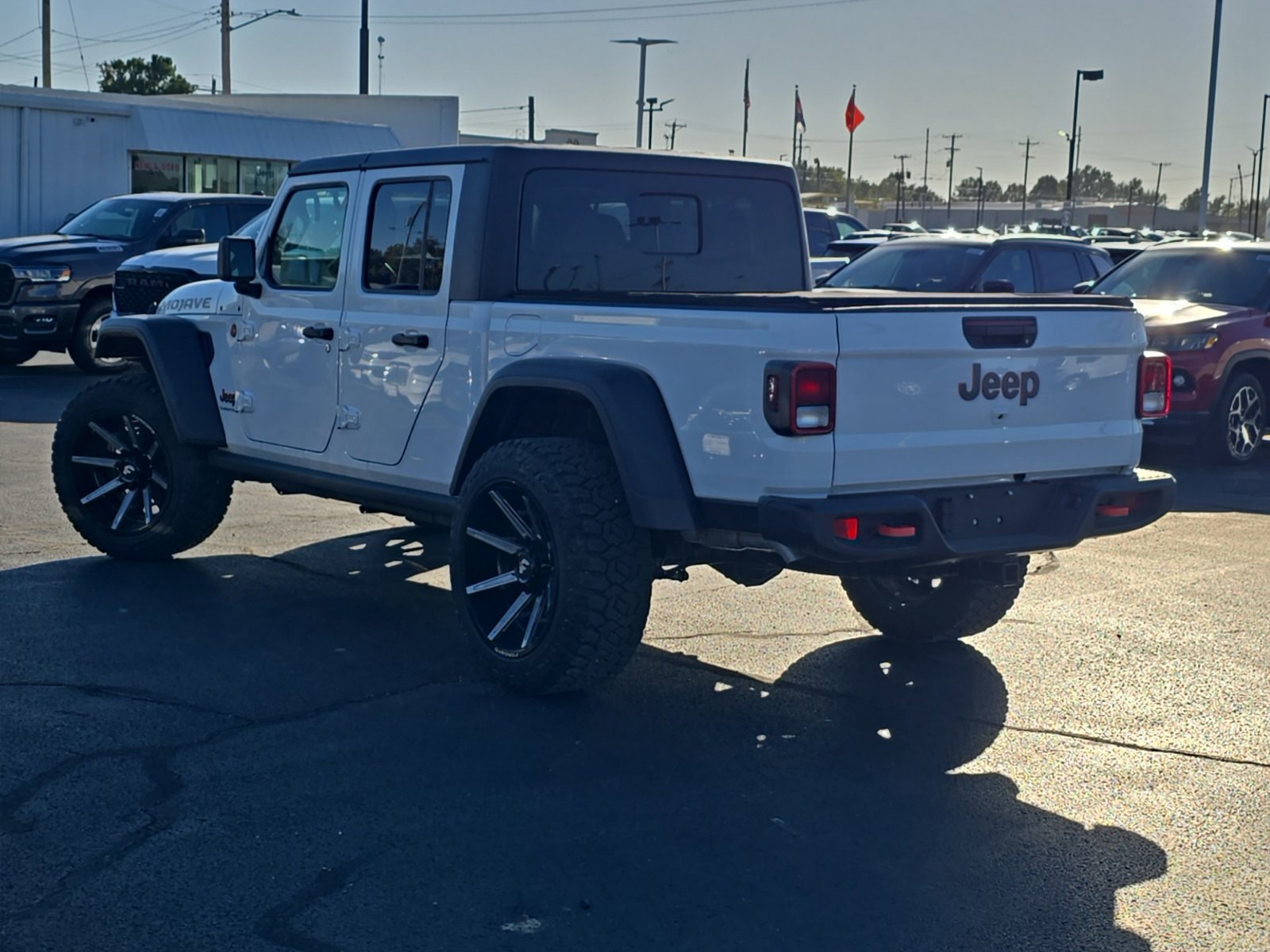Used 2023 Jeep Gladiator Mojave w/ Trailer Tow Package AWD/4WD image 51