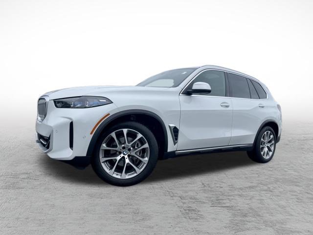 Used 2024 BMW X5 xDrive40i w/ Premium Package AWD/4WD image 1