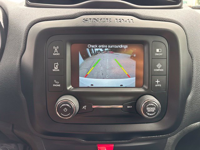 Used 2017 Jeep Renegade Sport w/ Power & Air Group FWD image 17