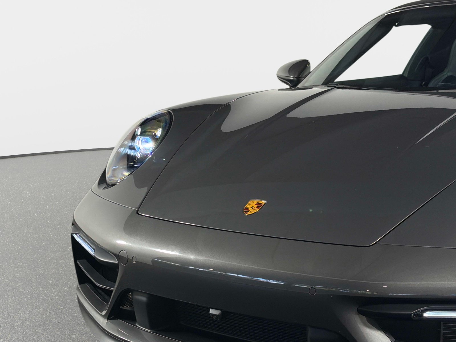 Used 2022 Porsche 911 Targa 4 GTS AWD/4WD image 11