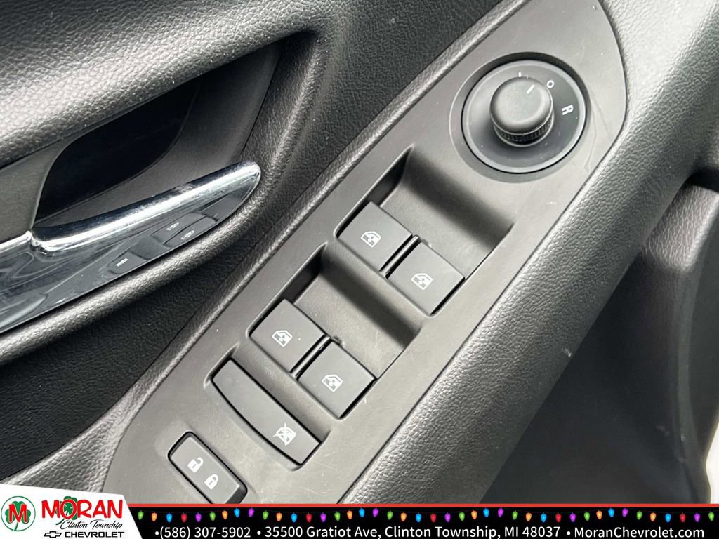 Certified 2022 Chevrolet Trax LS w/ Tint and Cruise Package image 16