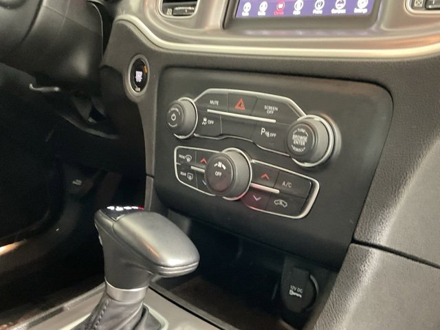 Used 2022 Dodge Charger SXT image 16