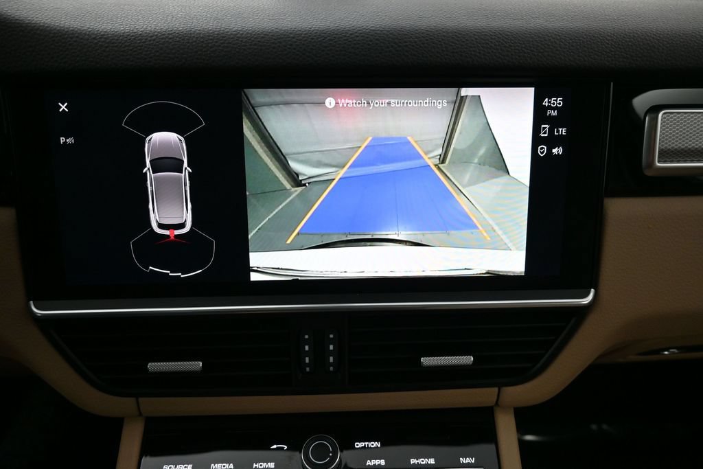 Certified 2023 Porsche Cayenne Platinum Edition AWD/4WD image 20