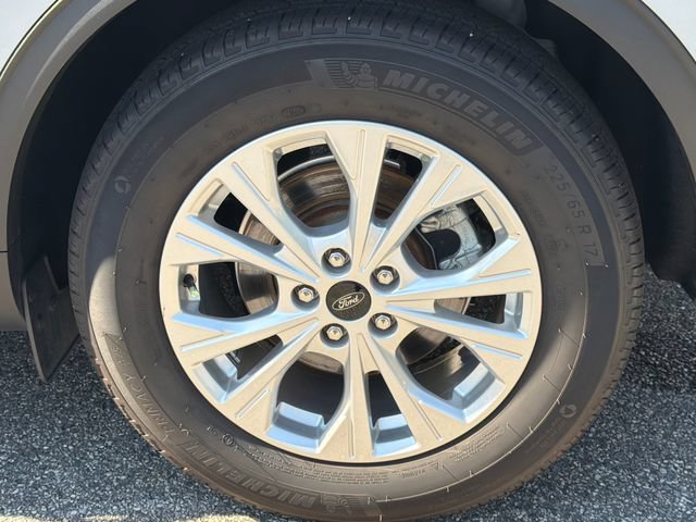 Used 2025 Ford Escape Active FWD image 21