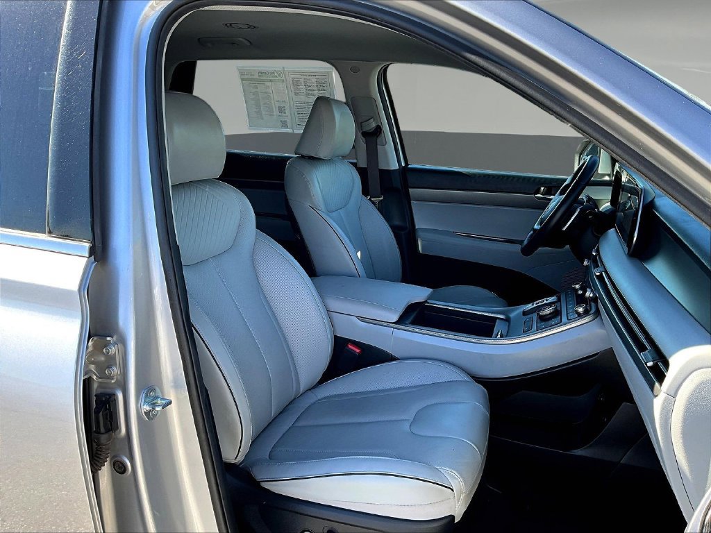Used 2025 Hyundai Palisade SEL AWD/4WD image 32
