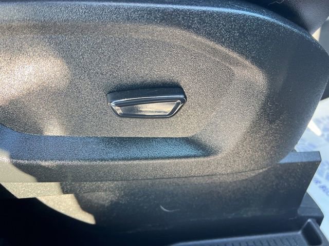 Used 2020 Ford Edge SEL image 31