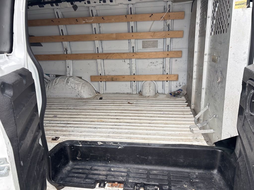 Used 2016 GMC Savana 2500 image 12