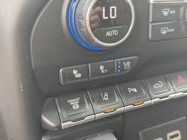 Used 2021 Chevrolet Silverado 2500 High Country AWD/4WD image 31