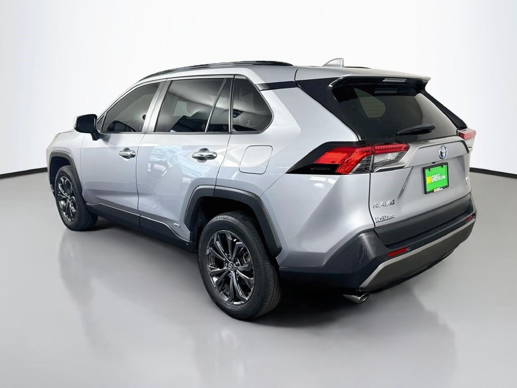 Used 2022 Toyota RAV4 Limited AWD/4WD image 7