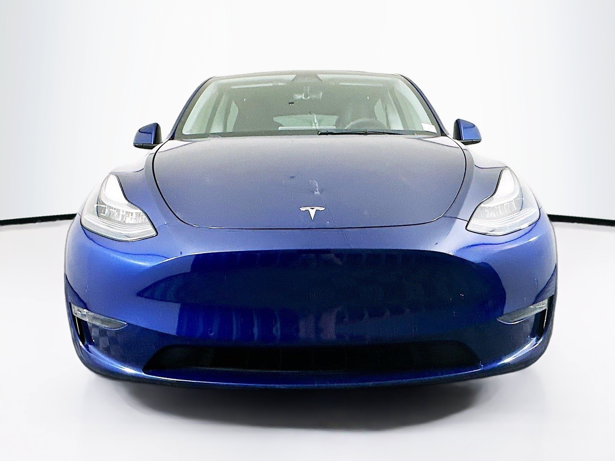 Used 2021 Tesla Model Y Long Range AWD/4WD image 2