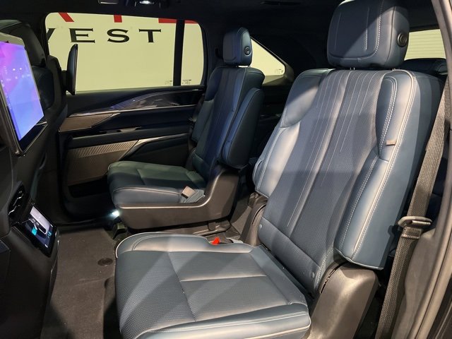 Used 2025 Cadillac Escalade IQ Sport 2 image 30