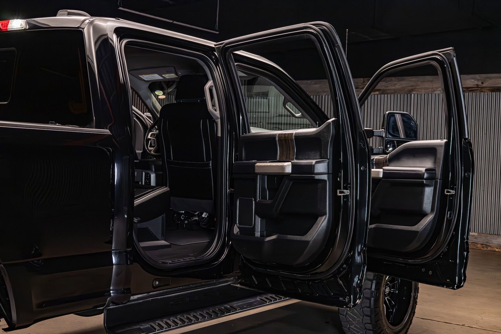 Used 2020 Ford F250 Lariat w/ Lariat Value Package image 33