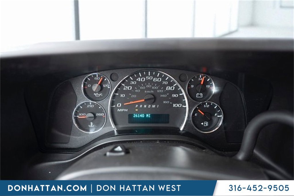 Used 2023 Chevrolet Express 2500 w/ Driver Convenience Package image 6