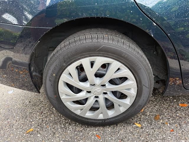 Used 2019 Toyota Corolla LE FWD image 9
