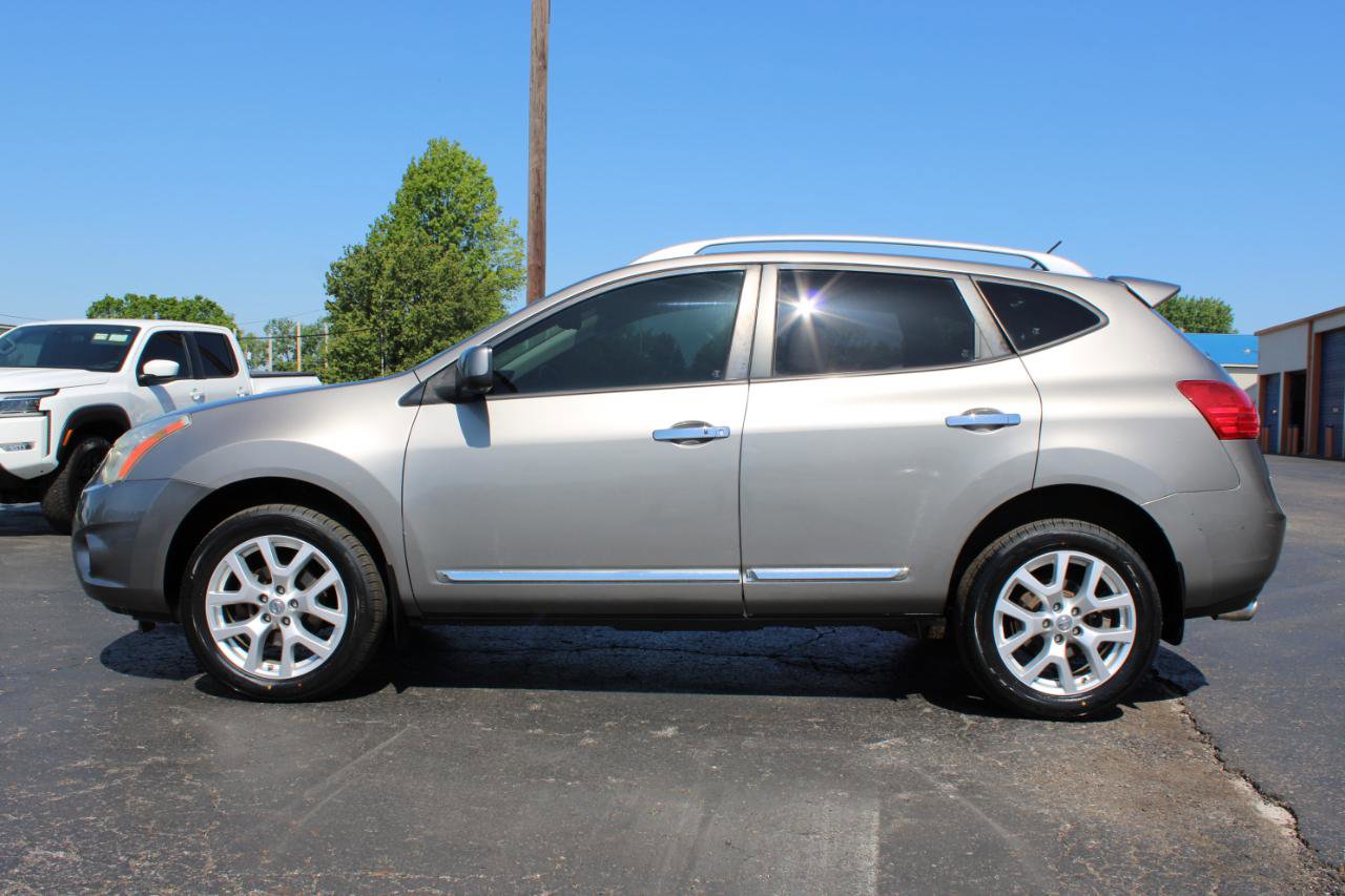 Used 2013 Nissan Rogue SL FWD image 11