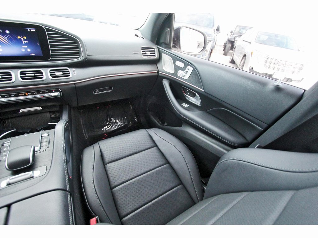Used 2024 Mercedes-Benz GLS 450 4MATIC image 10