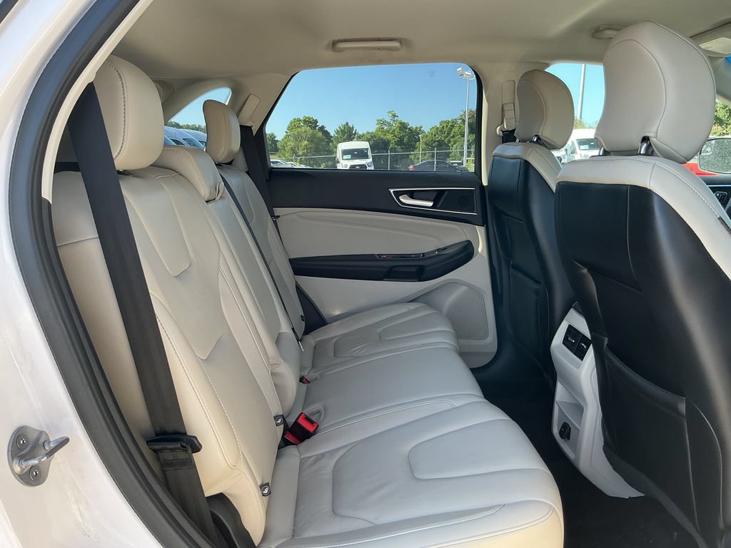 Used 2017 Ford Edge Titanium AWD/4WD image 17