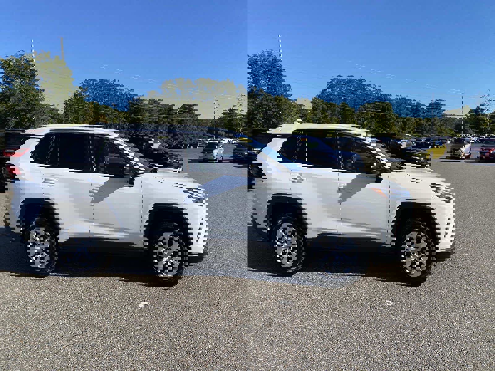 Used 2024 Toyota RAV4 LE image 2