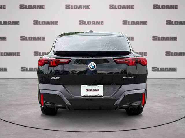 New 2026 BMW X2 xDrive28i w/ Technology Package AWD/4WD image 4