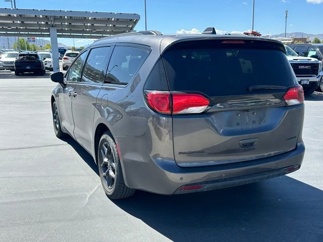 Used 2020 Chrysler Pacifica Limited w/ Advanced Safetytec Group FWD image 21