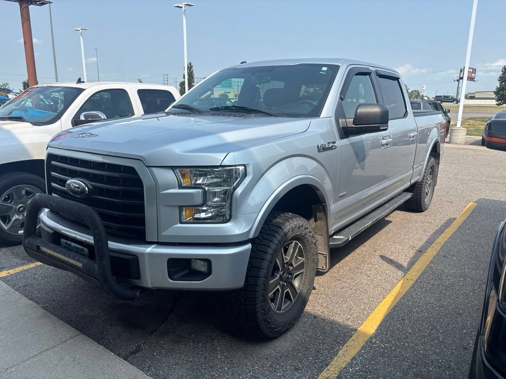 Used 2016 Ford F150 XLT w/ Equipment Group 302A Luxury AWD/4WD image 3