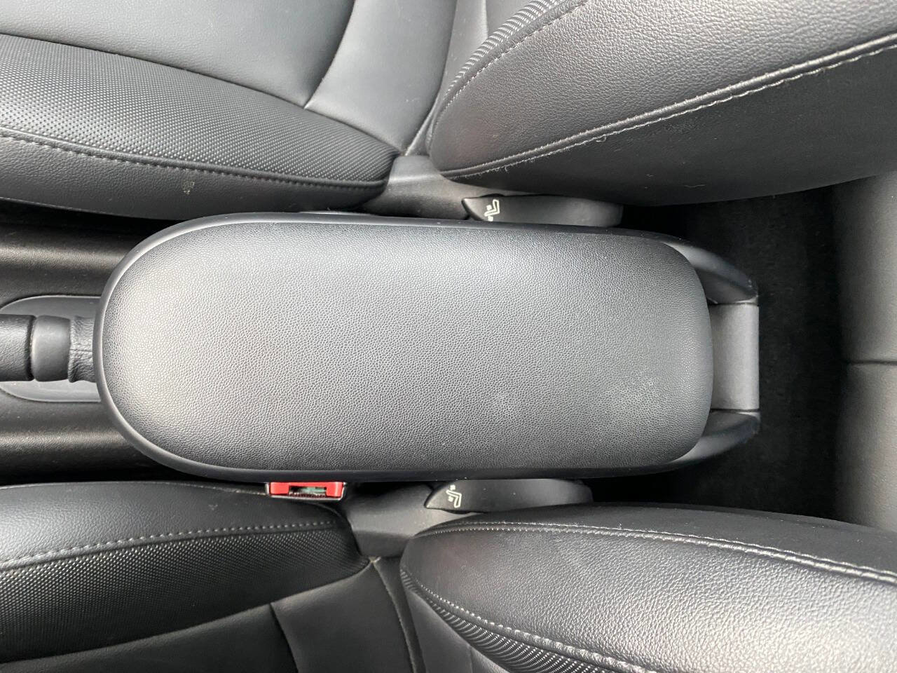 Used 2013 MINI Cooper S image 16