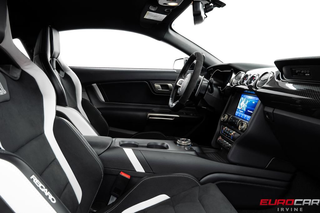 Used 2021 Ford Mustang Shelby GT500 w/ Carbon Fiber Track Pack RWD image 43