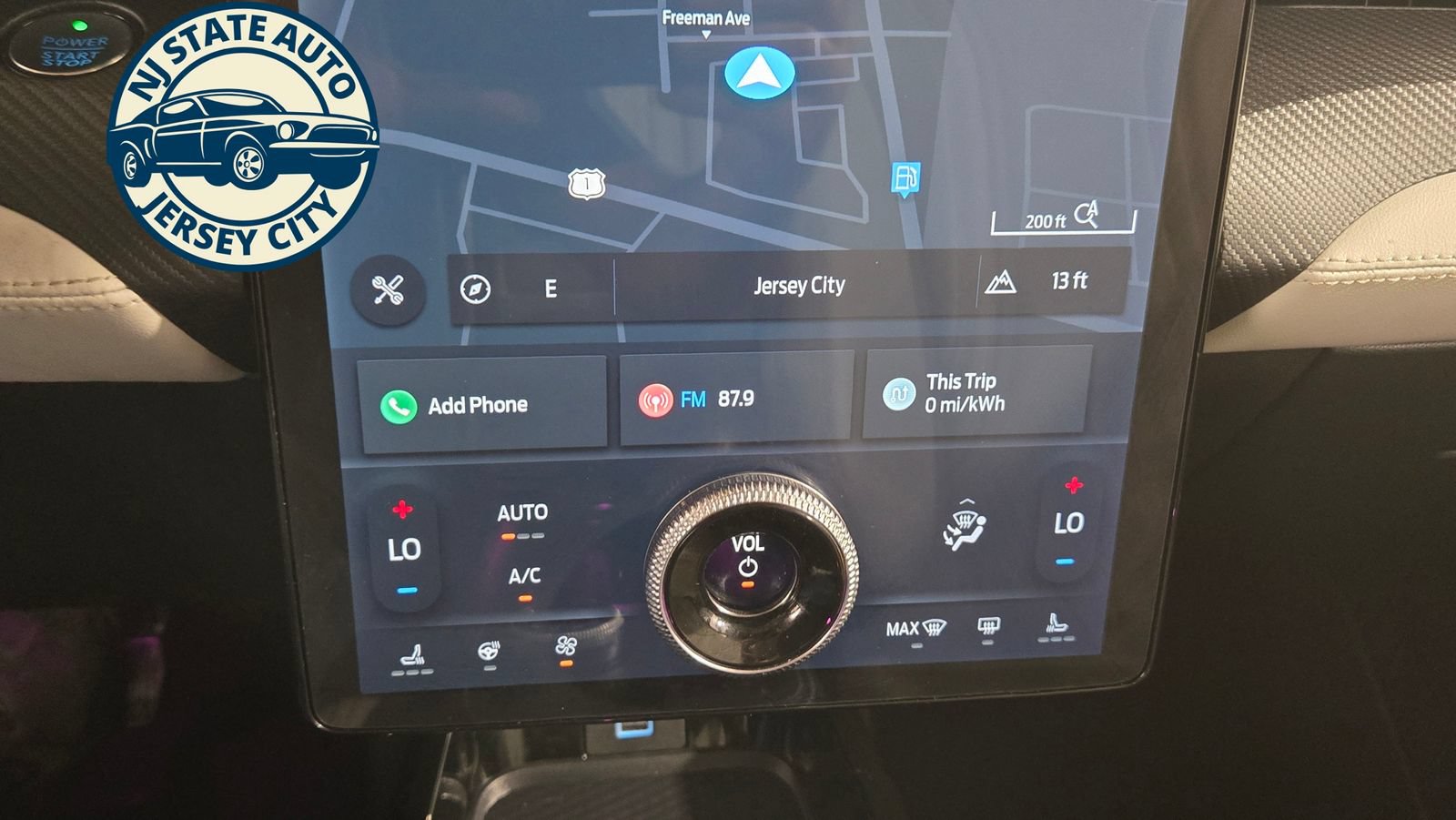 Used 2021 Ford Mustang Mach-E Premium AWD/4WD image 19