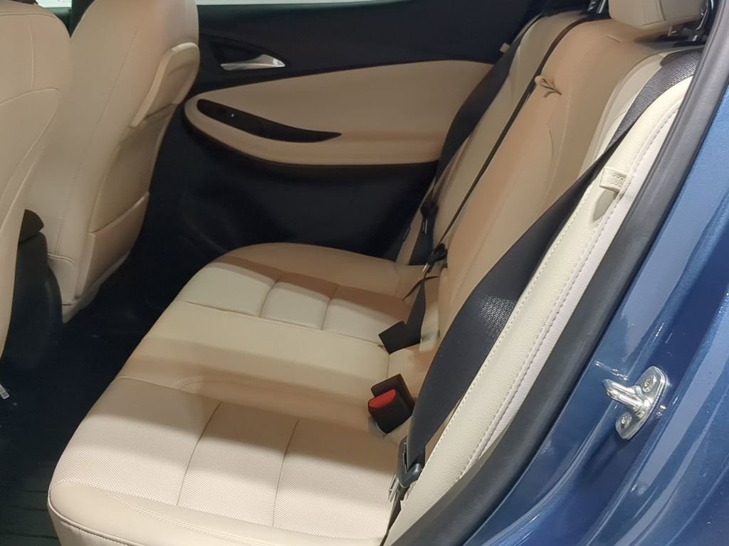 Used 2024 Buick Encore GX Avenir w/ Avenir Convenience Package image 19