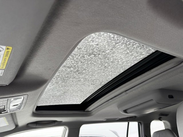 Used 2010 Toyota Highlander Limited image 6