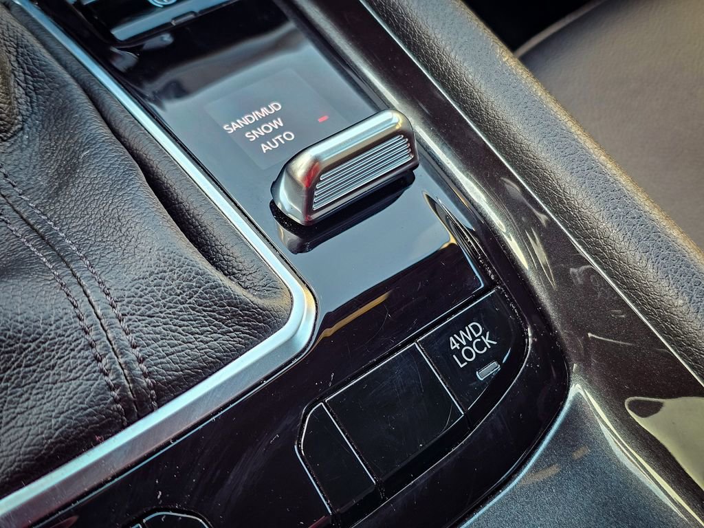 Used 2024 Jeep Compass Latitude image 25