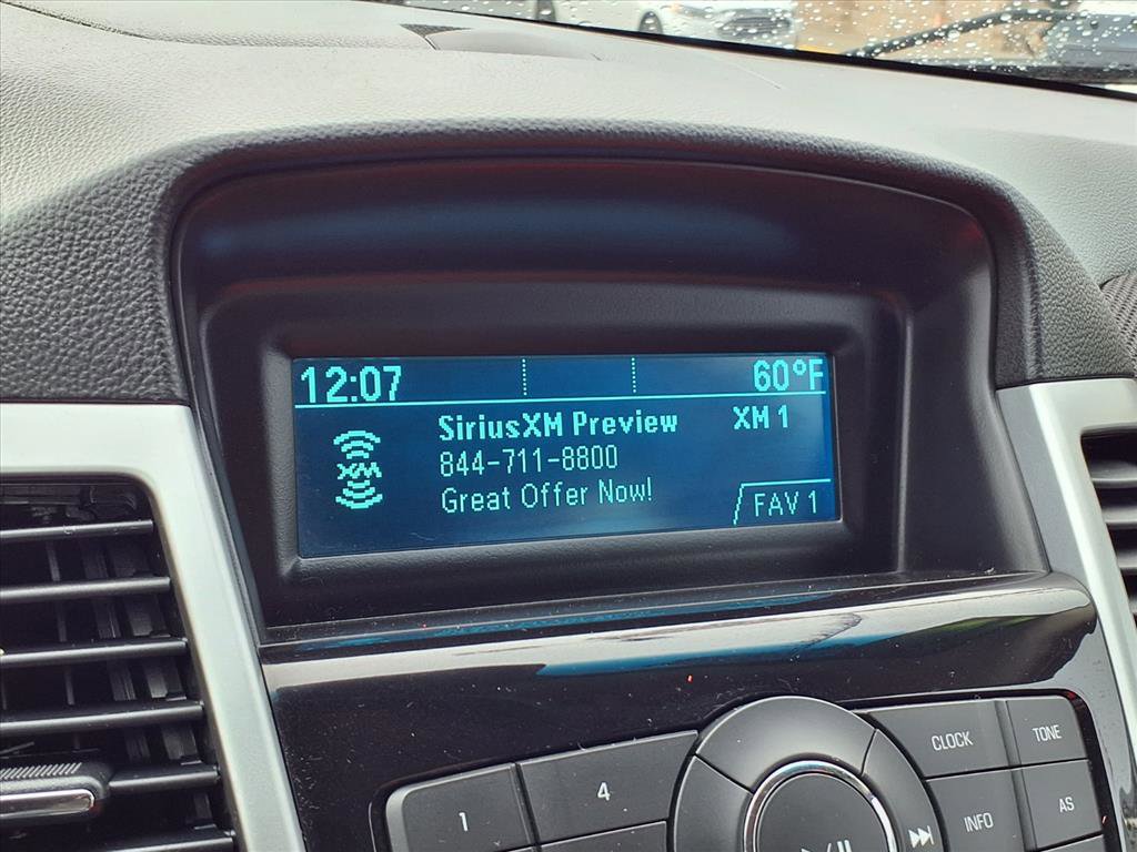 Used 2014 Chevrolet Cruze LT image 9