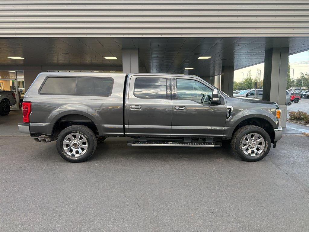 Used 2017 Ford F250 Lariat w/ Lariat Ultimate Package AWD/4WD image 8