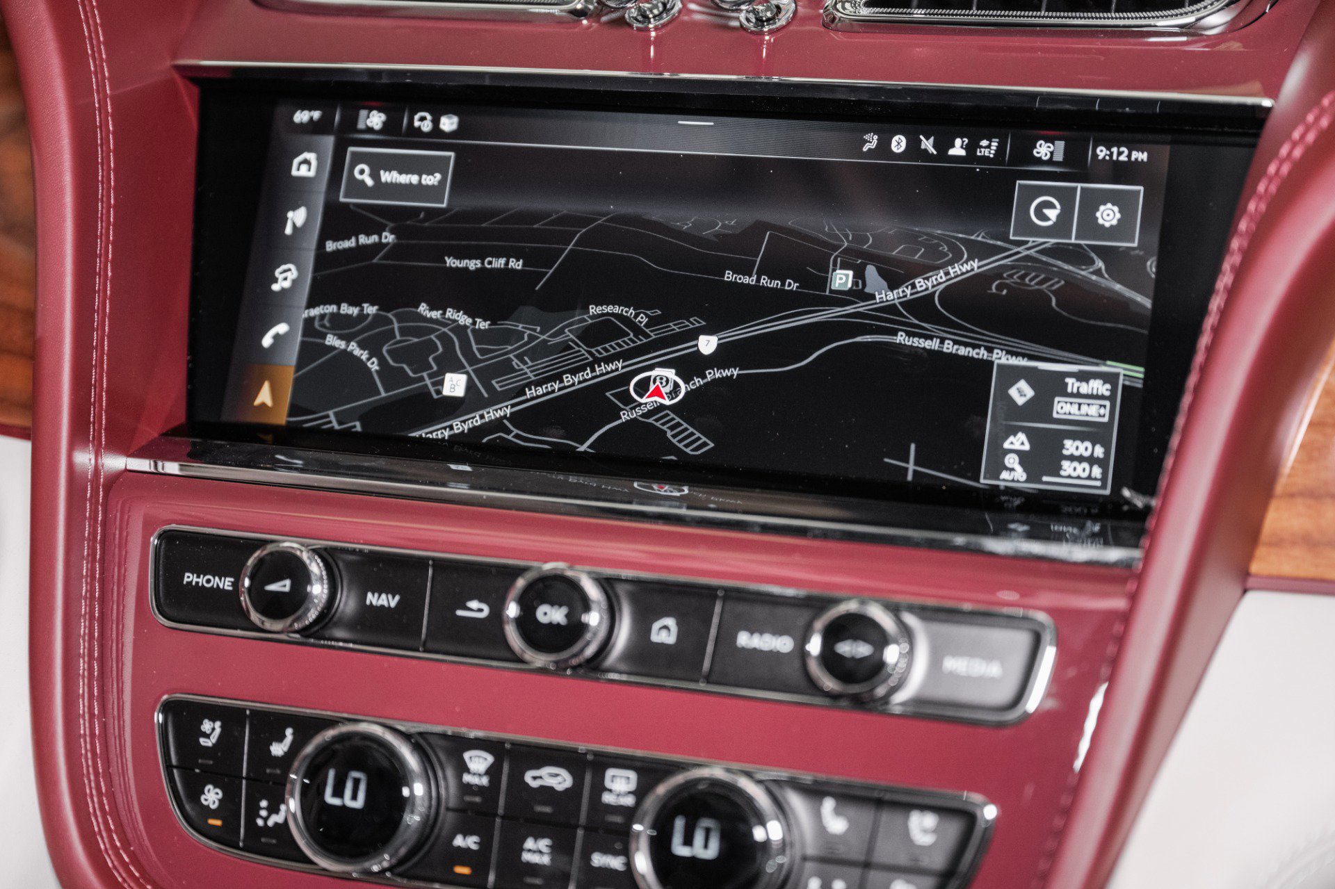 New 2025 Bentley Bentayga image 39