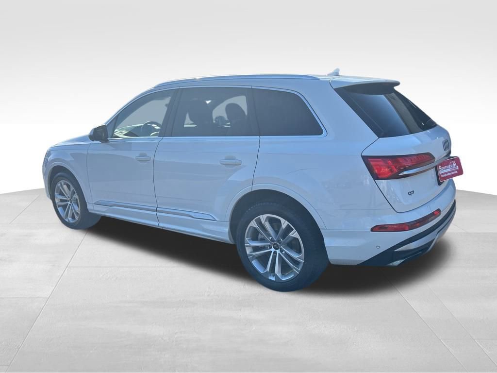 Used 2025 Audi Q7 3.0T Premium Plus image 3