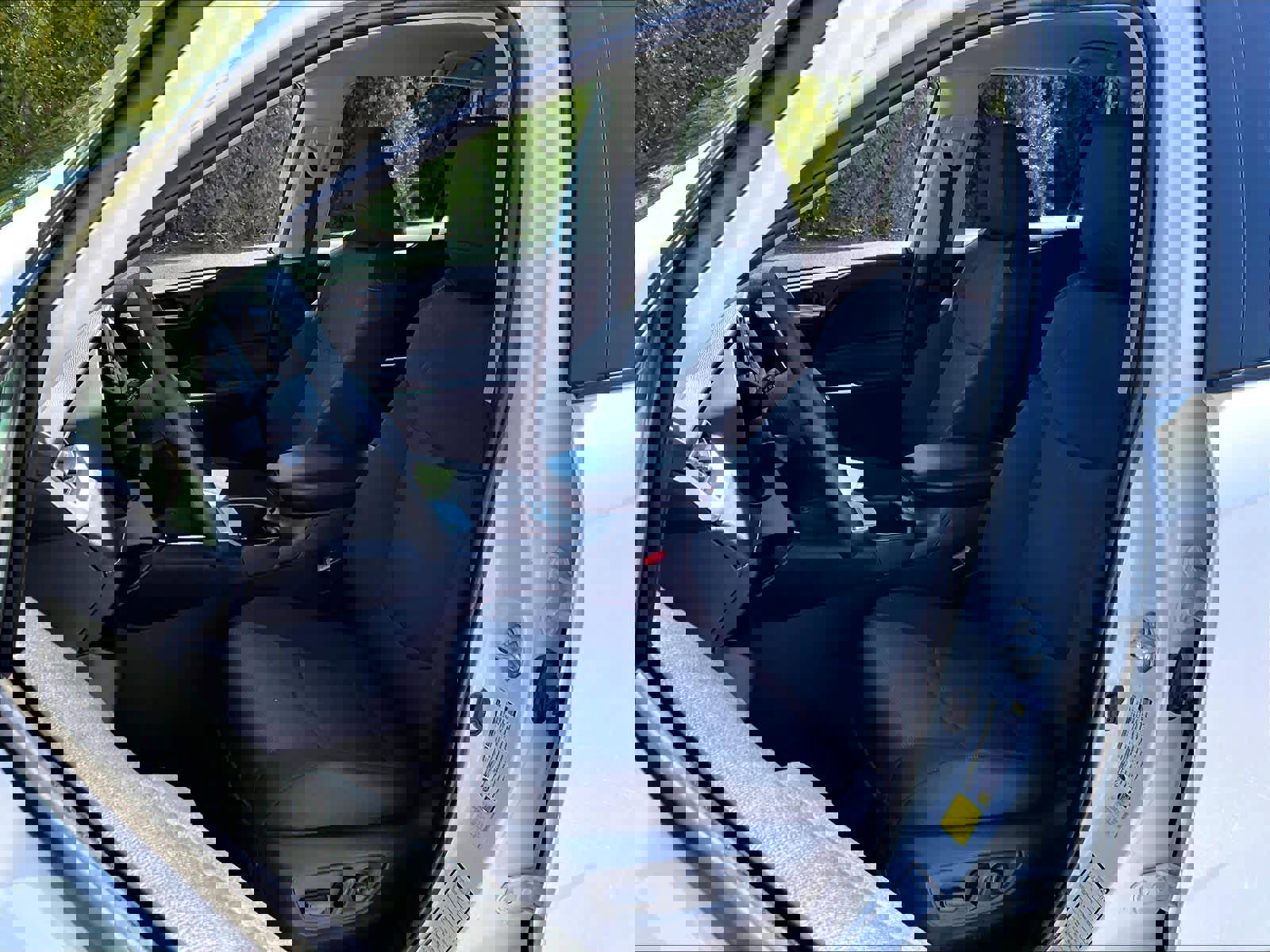 Used 2025 Toyota RAV4 XLE image 10