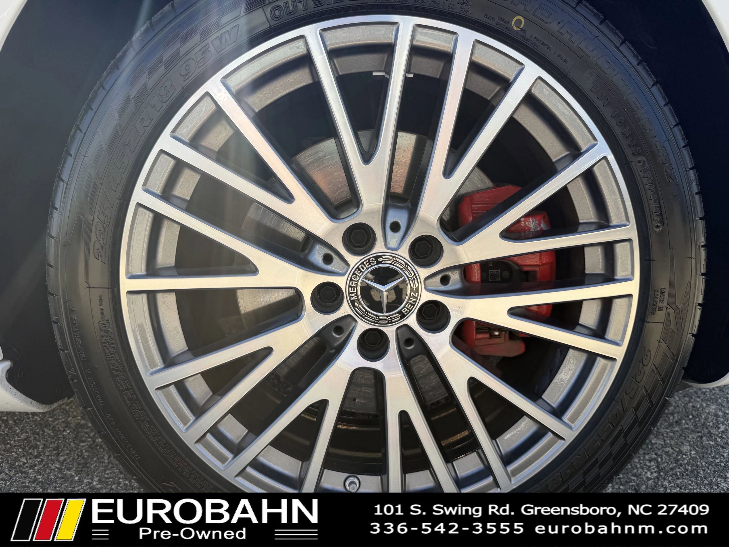 Used 2024 Mercedes-Benz CLA 250 4MATIC image 23