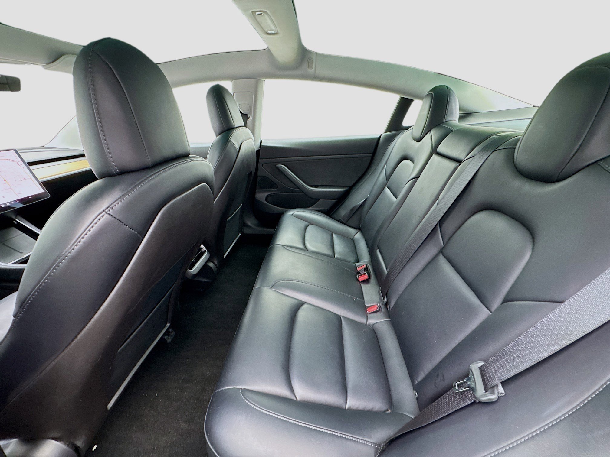 Used 2020 Tesla Model 3 Standard Range Plus image 16