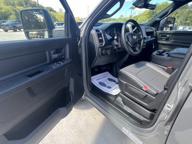 New 2026 RAM 3500 Tradesman image 9